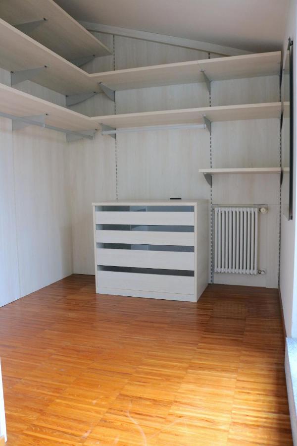 Navigli Design Apartment With Balcony มิลาน ภายนอก รูปภาพ