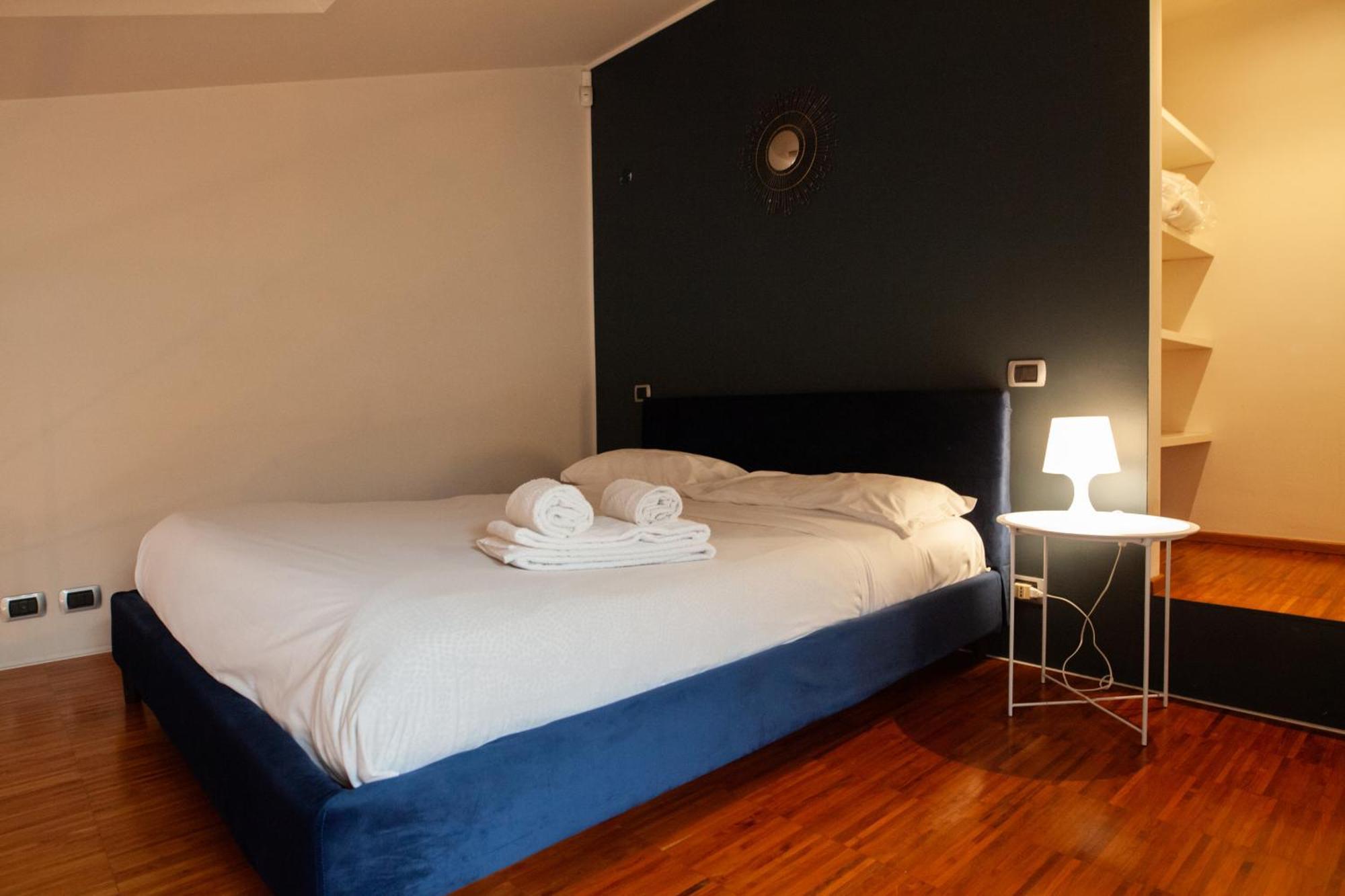 Navigli Design Apartment With Balcony มิลาน ภายนอก รูปภาพ